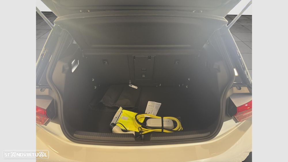 VW ID.3 59 kWh Pro Urban - 10