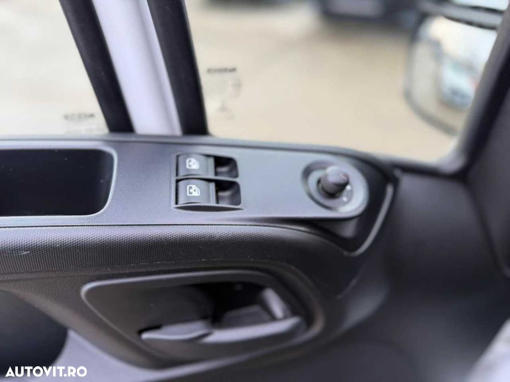 Iveco DAILY CU LIFT HIDRAULIC SI PUNTE DUBLA SPATE - 14