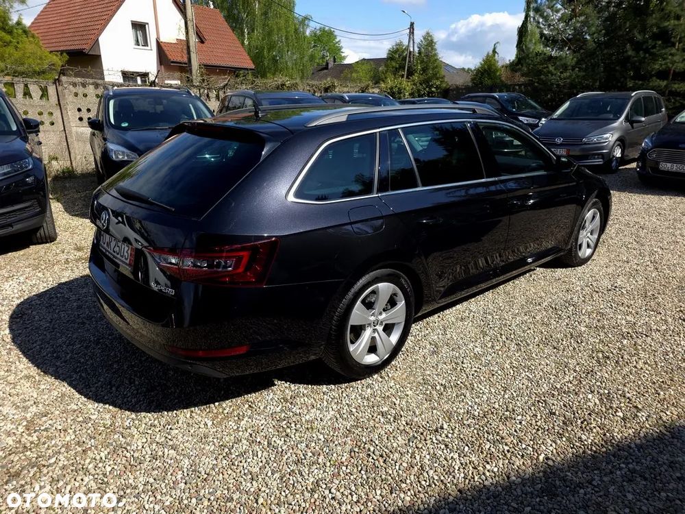 Skoda Superb 2.0 TDI Style DSG - 5