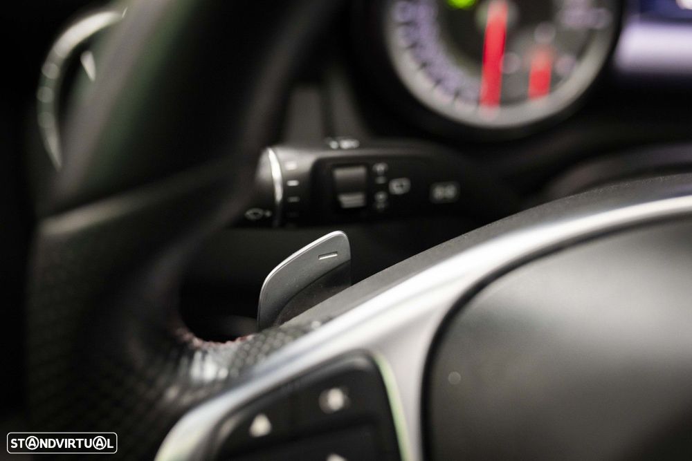 Mercedes-Benz CLA 220 d Shooting Brake AMG Line Aut. - 28