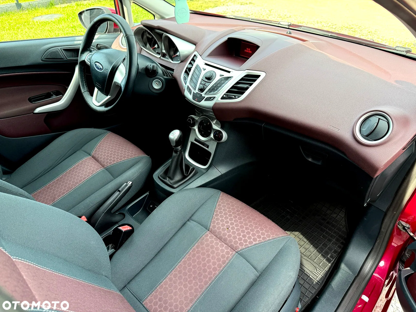 Ford Fiesta 1.25 Titanium - 30