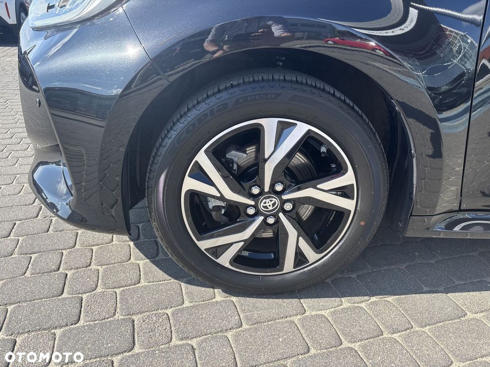 Toyota Yaris Hybrid 1.5 Style - 9