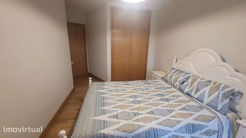Apartamento T1 junto ao Hospital S. João - Grande imagem: 5/7