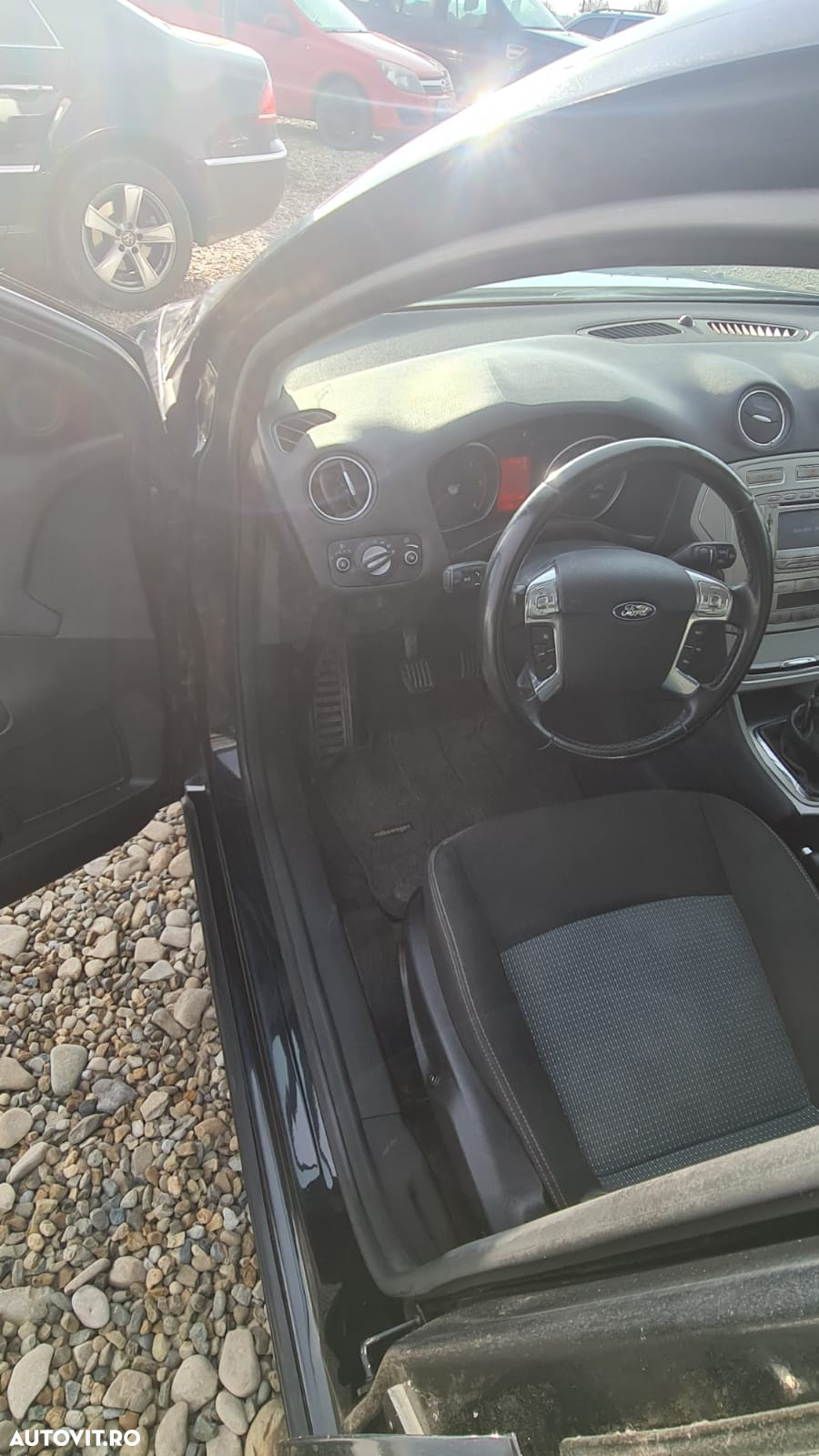 Ford Mondeo 1.8 TDCi Trend - 15