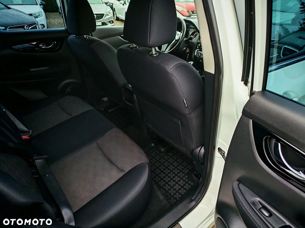 Nissan Qashqai 1.6 dCi DPF Start/Stop acenta - 18