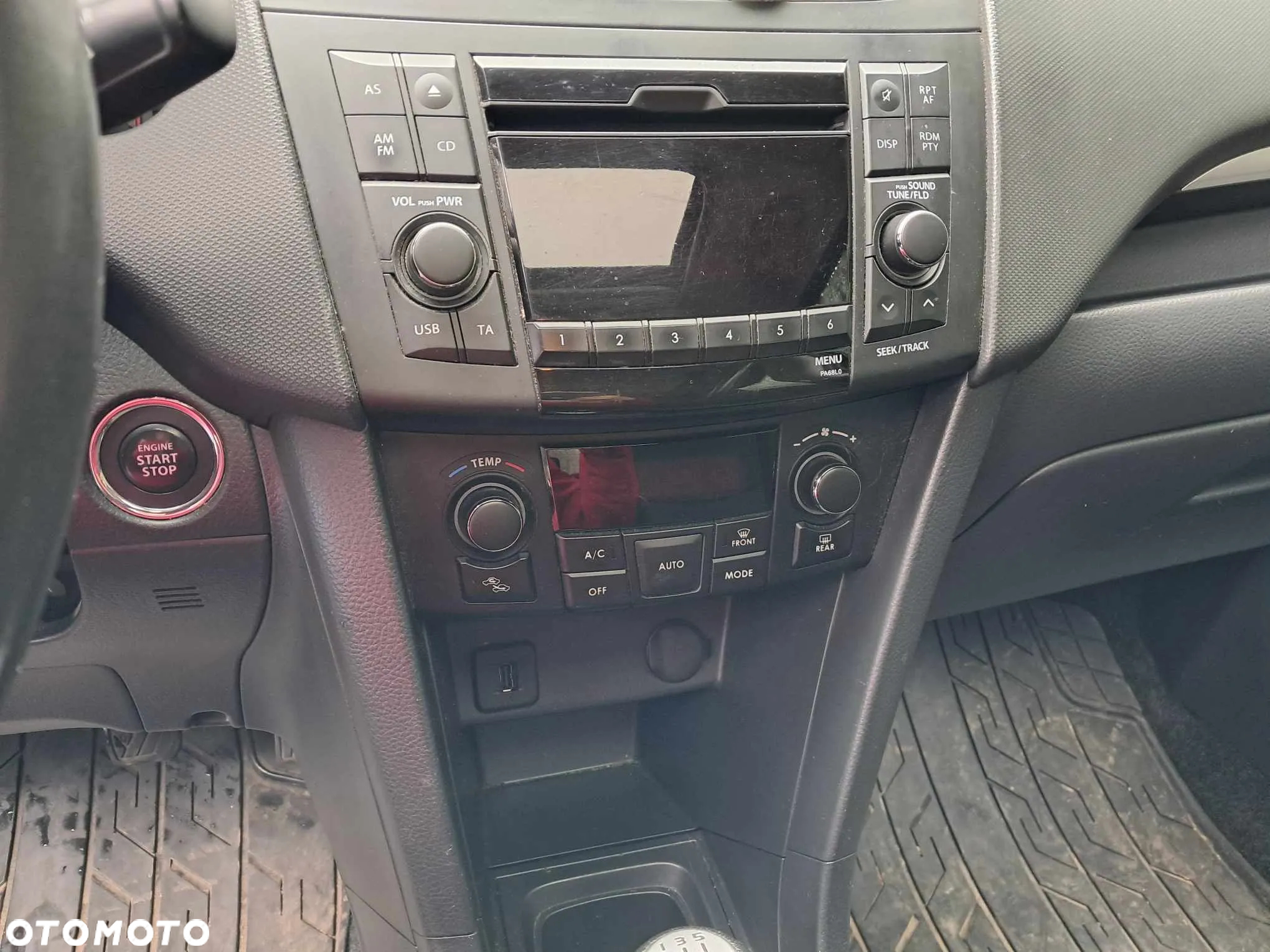 Suzuki Swift 1.2 Premium - 4
