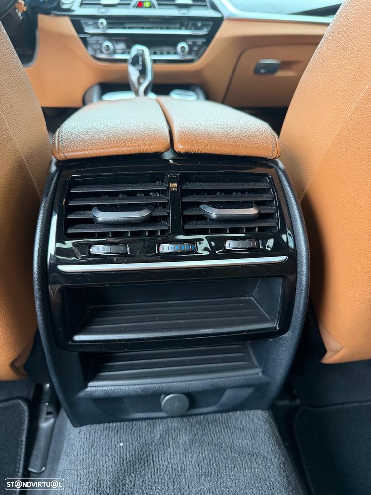 BMW 530 e iPerformance Line Sport - 3