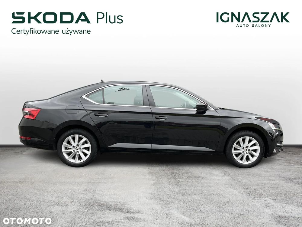 Skoda Superb 2.0 TDI SCR 4x4 Ambition DSG - 6