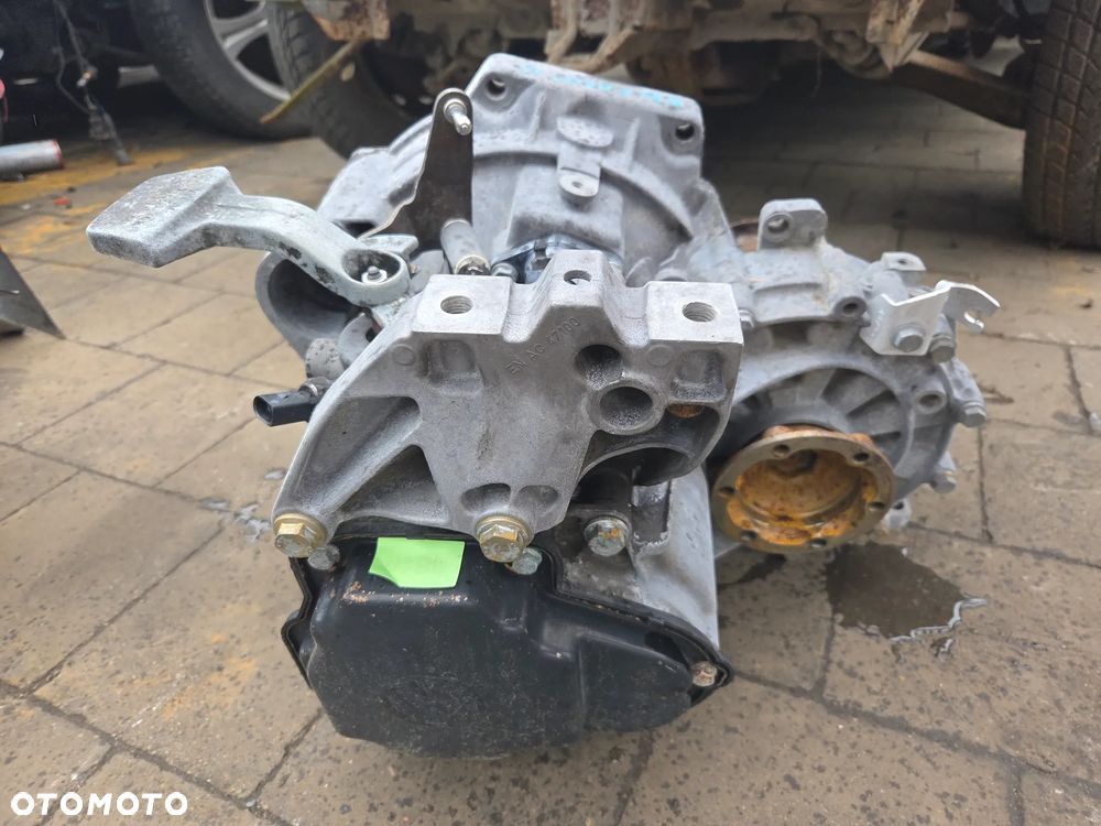 Skrzynia biegów  VW Caddy Manualna 5-biegowa HQS HQS14026 - 5