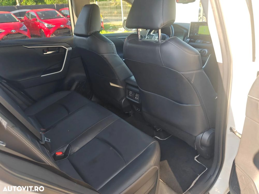 Toyota RAV4 2.5 4x4 Hybrid Style Selection - 8