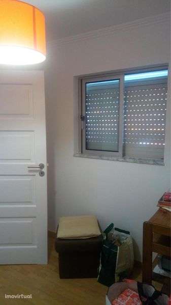 Arrendo casa T2 com logradouro - Grande imagem: 5/9