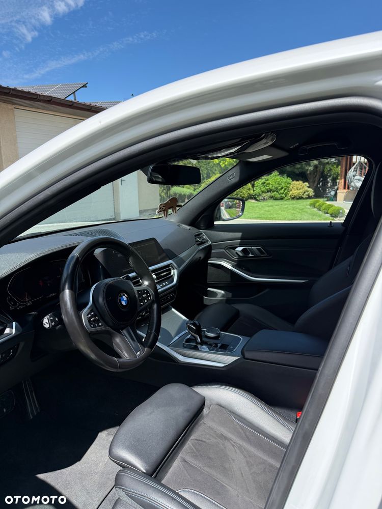 BMW Seria 3 320d M Sport Shadow - 10
