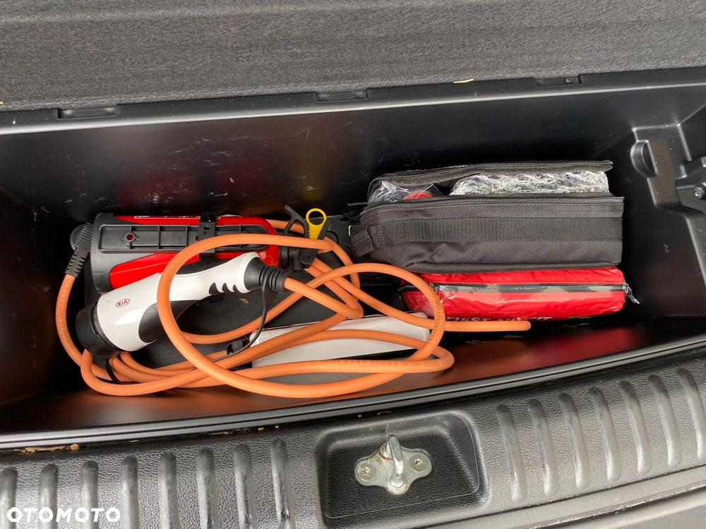 Kia Ceed 1.6 GDI PHEV Business Line DCT - 21