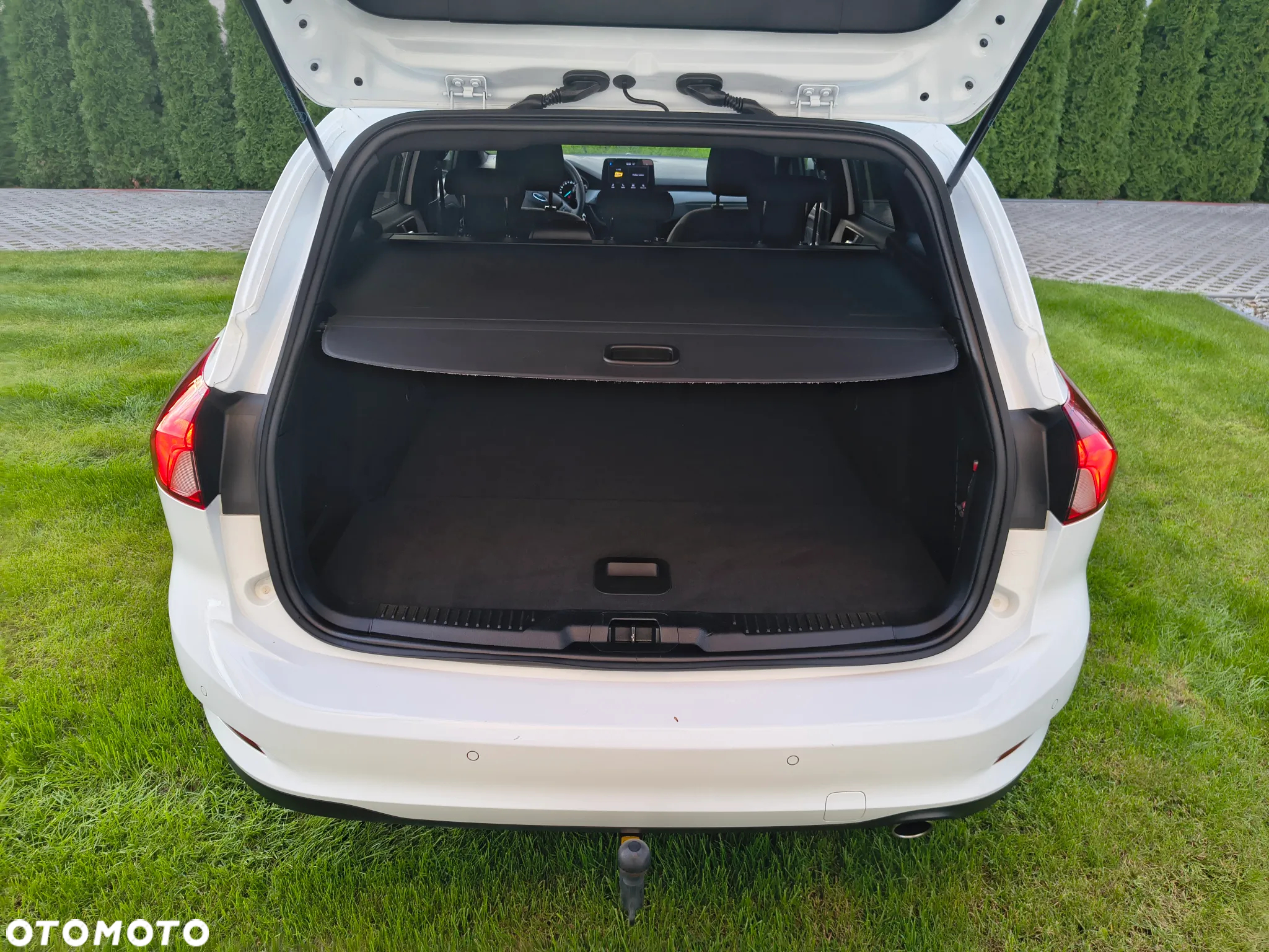 Ford Focus 1.0 EcoBoost Hybrid ACTIVE - 13