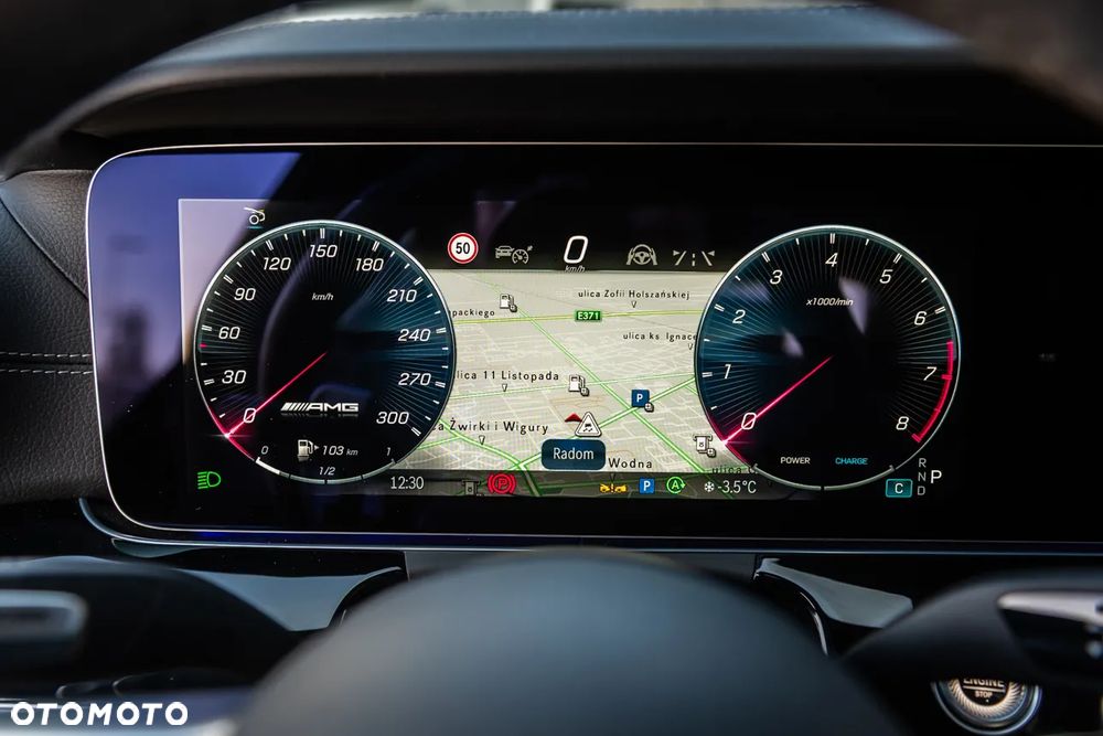 Mercedes-Benz AMG GT 43 4-Matic+ - 23