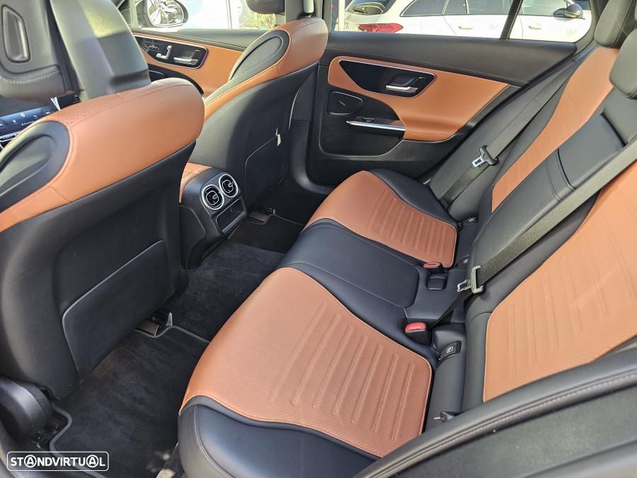 Mercedes-Benz C 300 e AMG Line - 24