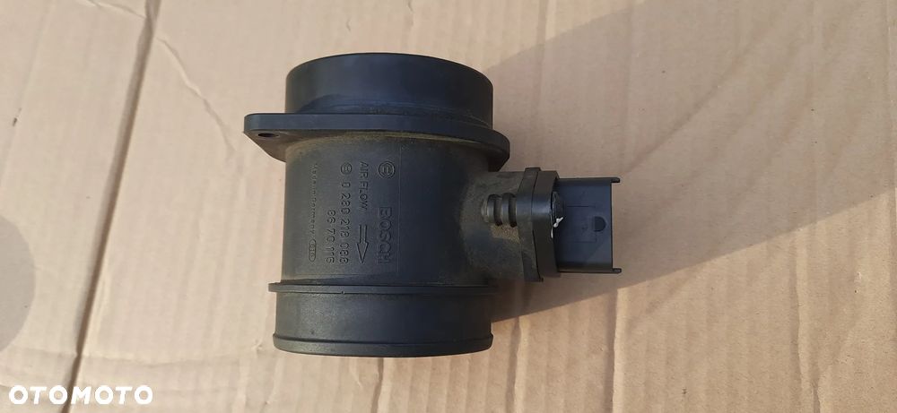 Przepływomierz powietrza Volvo 2.4 d5 0280218088 8670115 2.5 tdi 0280218108 8670112 - 2