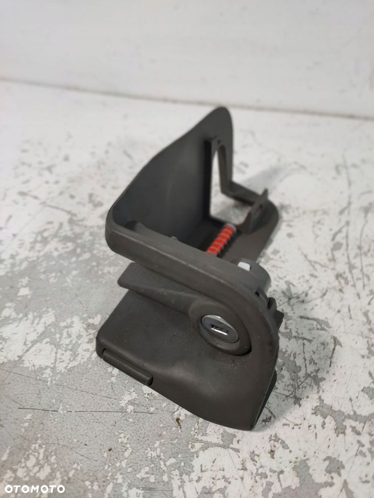 zamek kanapy tył lewy szary 8e0885879 audi a4 b6 b7 - 1