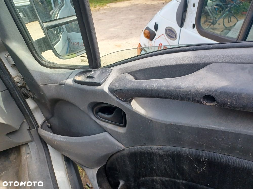 Kabina Iveco Daily 2013 z Włoch Kompletna sanki resory kiper wywrot hds silnik - 7