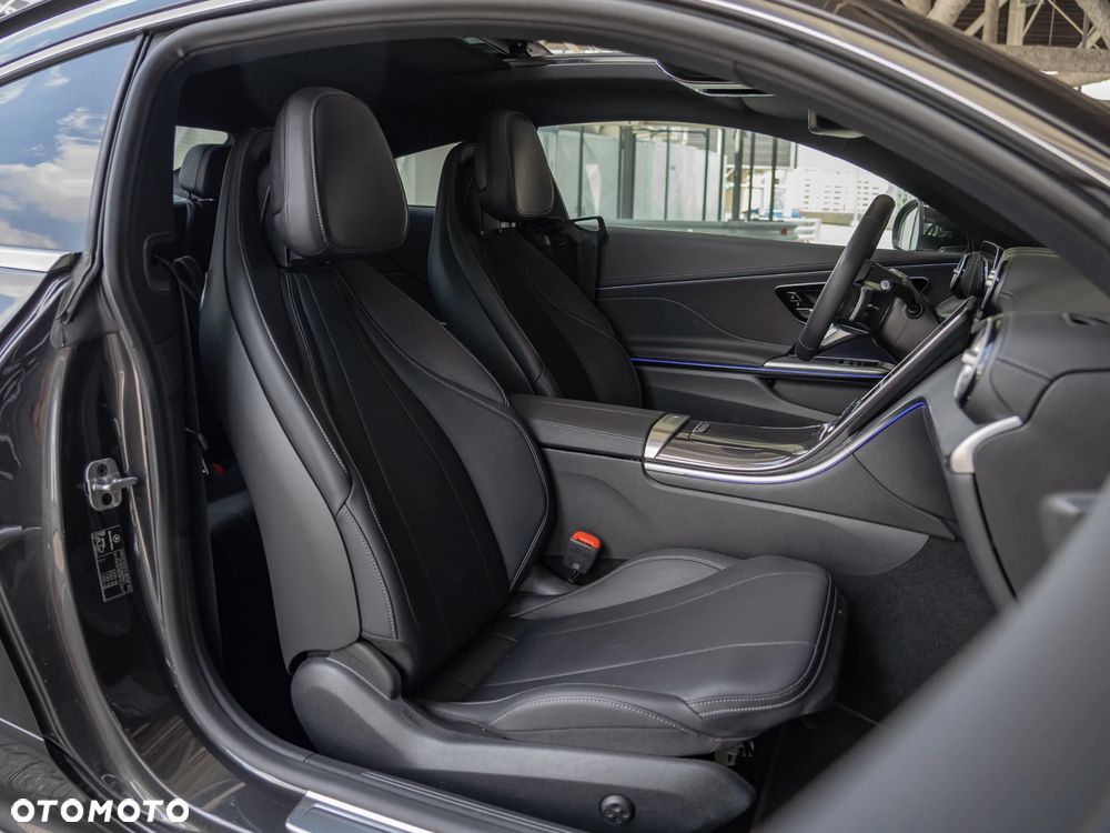 Mercedes-Benz CLE 300 mHEV 4-Matic AMG Line - 14