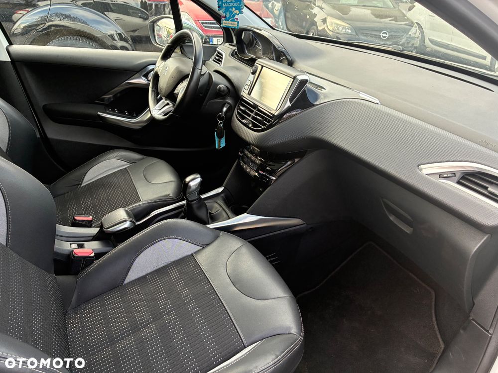 Peugeot 2008 e-HDi FAP 92 STOP & START Active - 12