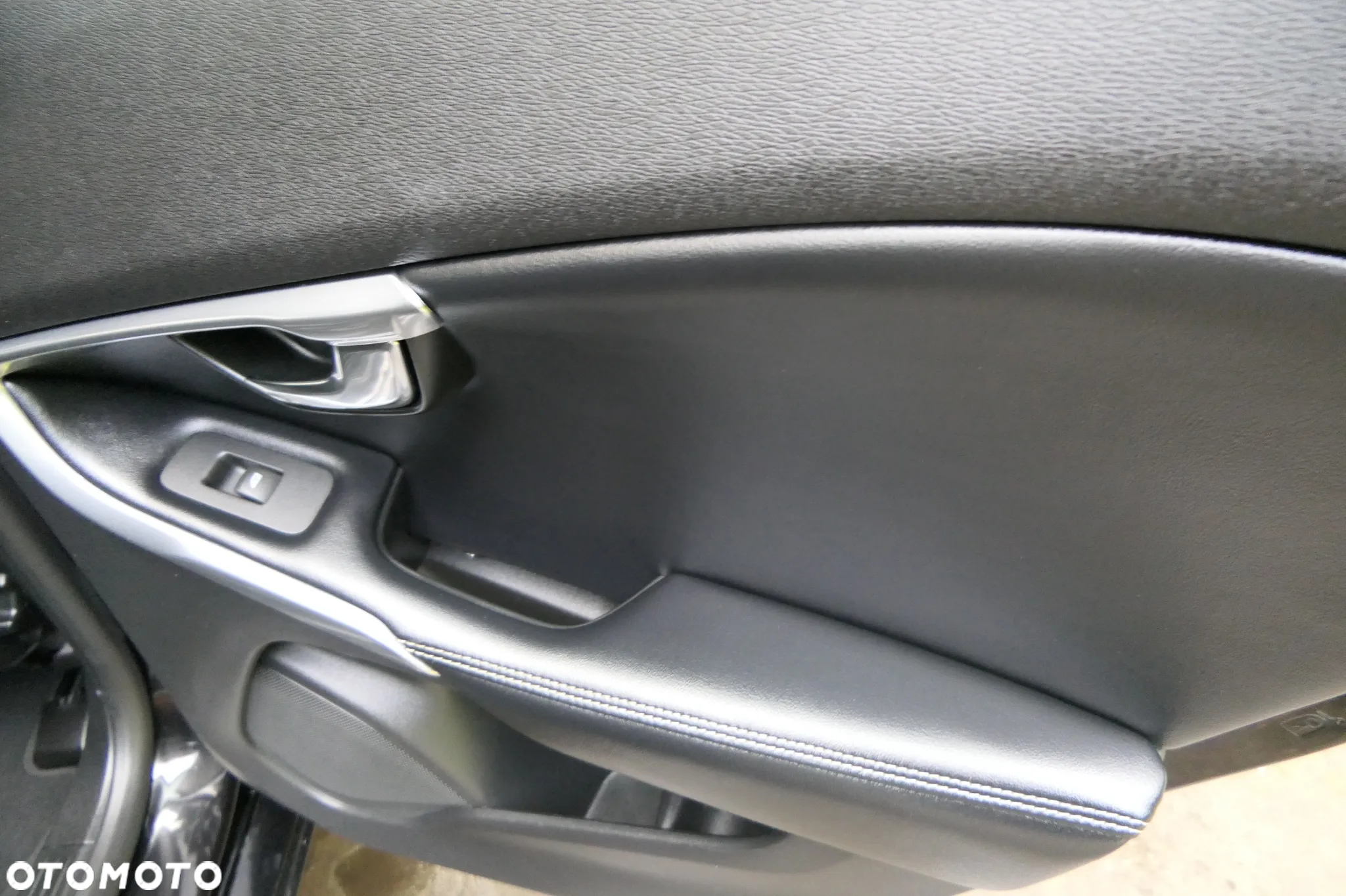 Volvo V40 D3 RDesign - 30