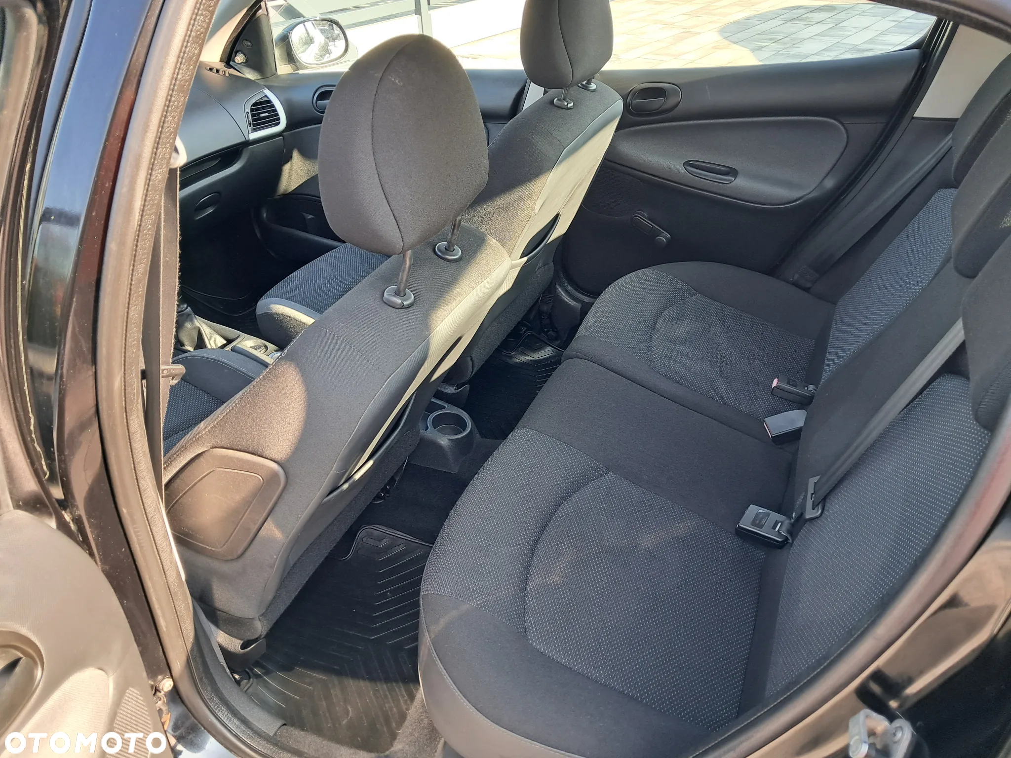 Peugeot 206 plus - 16