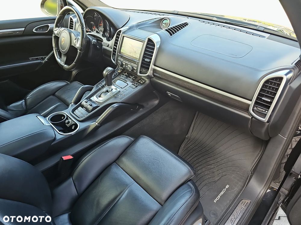 Porsche Cayenne Diesel Platinum Edition - 6