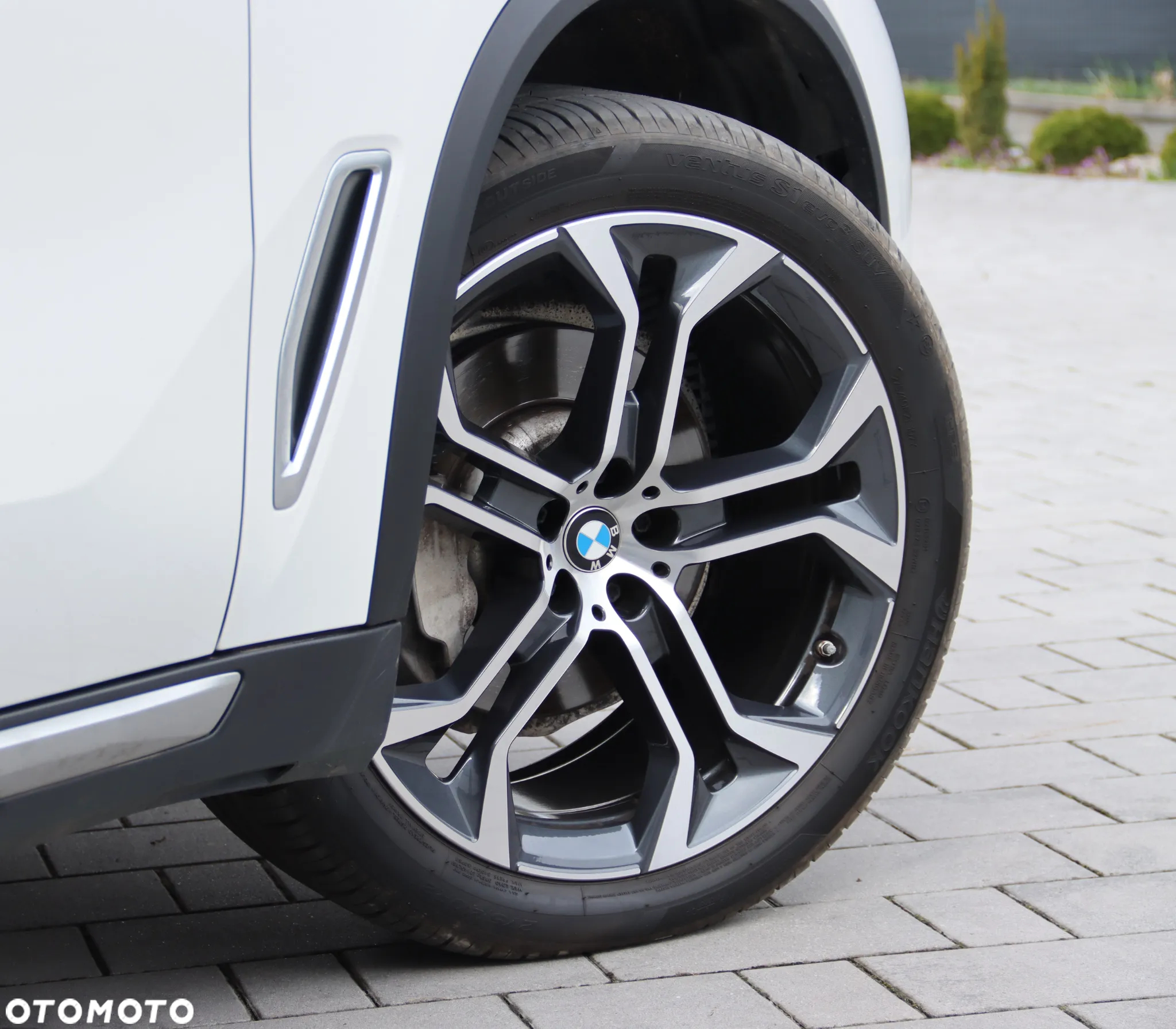 BMW X5 xDrive40i - 13