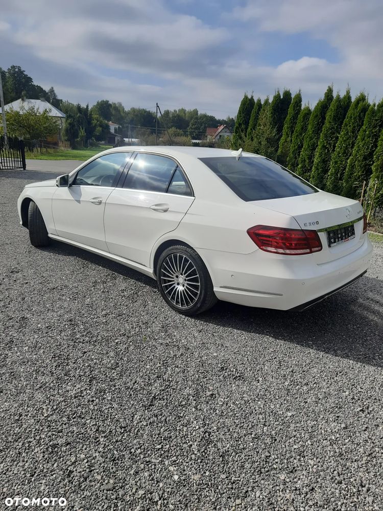 Mercedes-Benz Klasa E 250 T CDI DPF BlueEFFICIENCY Automatik Elegance - 7