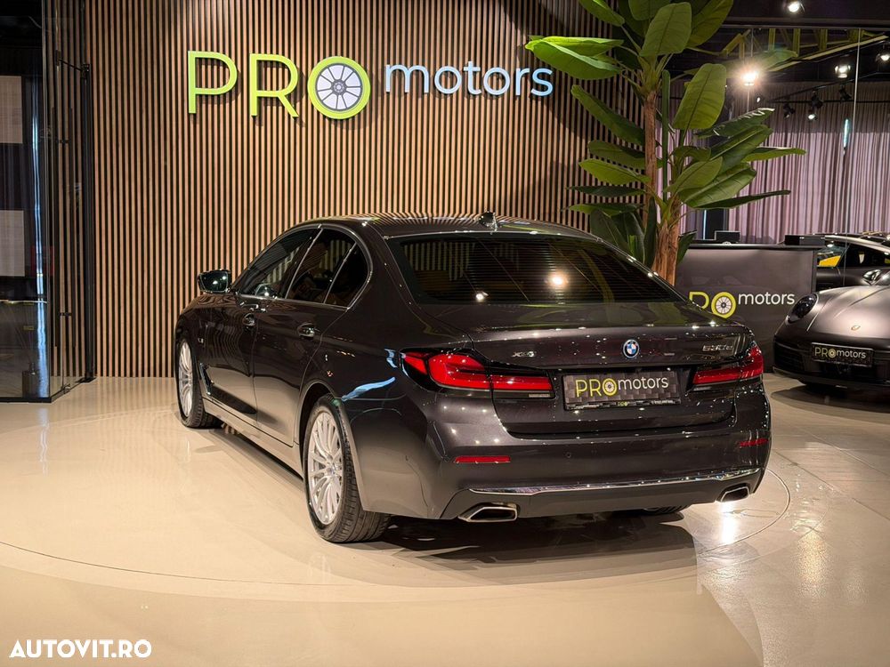 BMW Seria 5 530e xDrive AT PHEV - 8