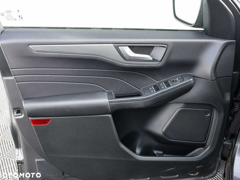 Ford Kuga 1.5 EcoBoost FWD Titanium - 11