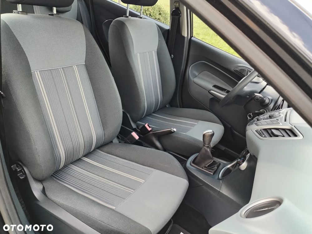 Ford Fiesta - 14
