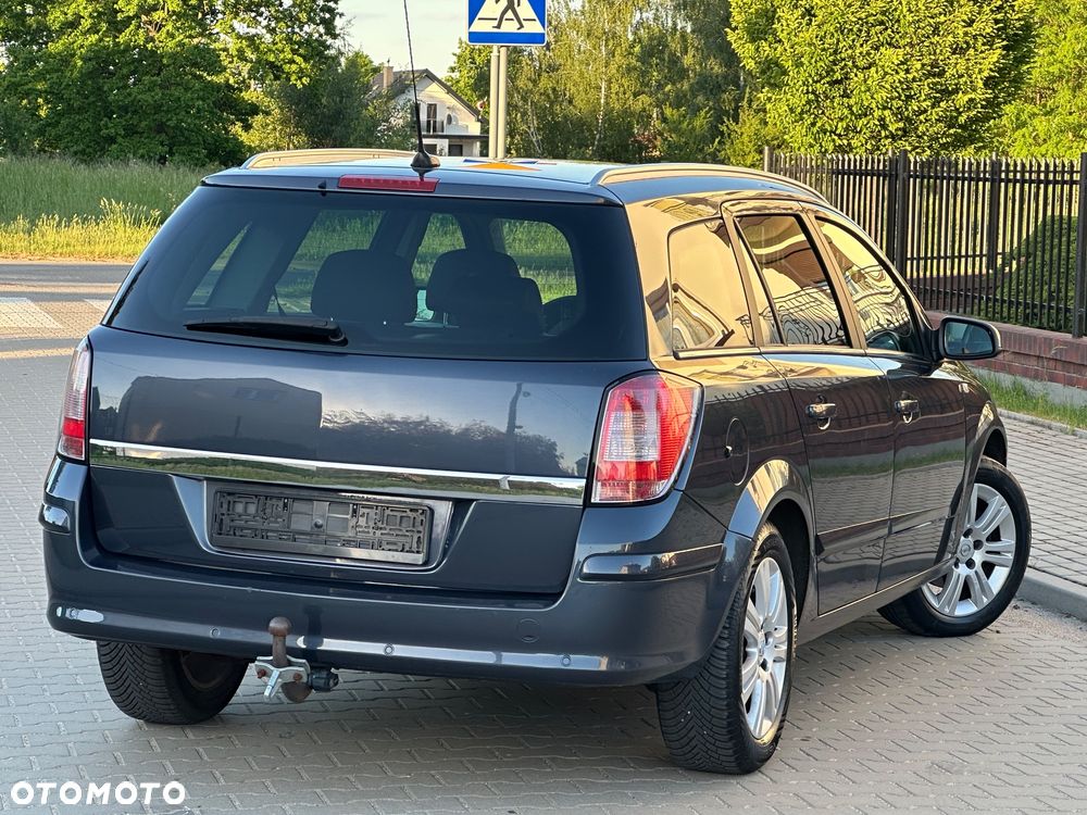Opel Astra 1.6 Automatik Design Edition - 13