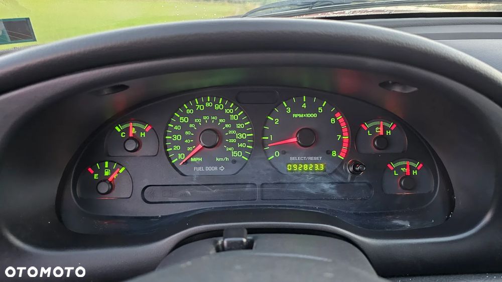 Ford Mustang 4.6 V8 GT - 15