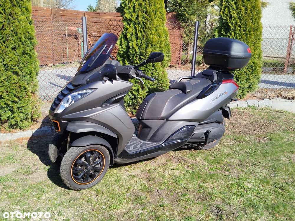 Peugeot Metropolis - 2