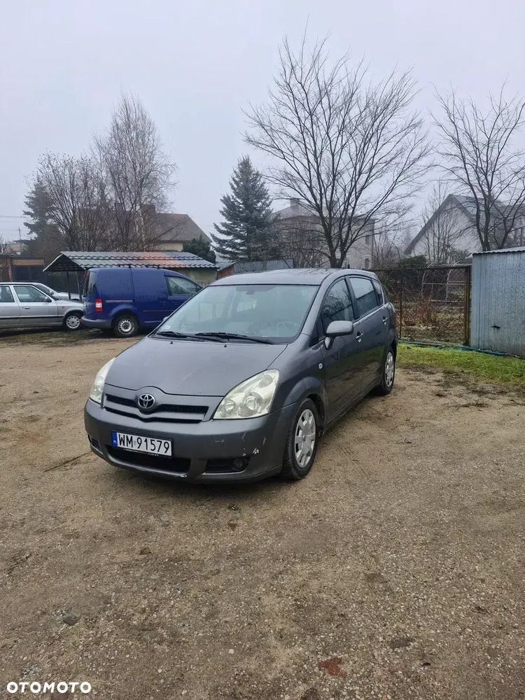 Toyota Corolla Verso - 1