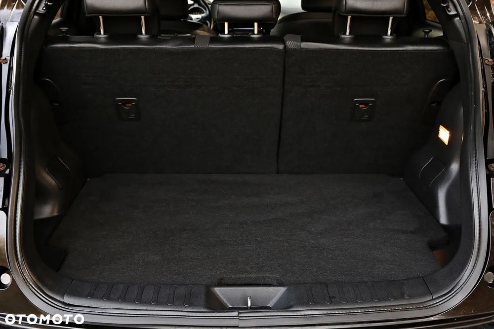 Nissan Juke 1.6 Xtronic Tekna - 39