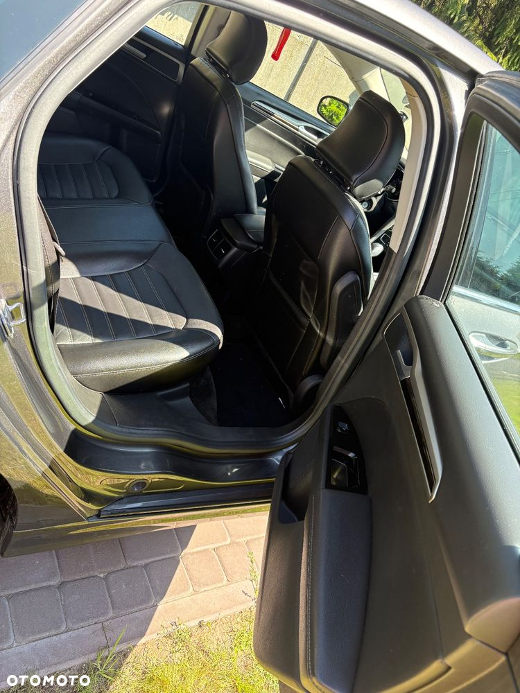 Ford Mondeo - 9