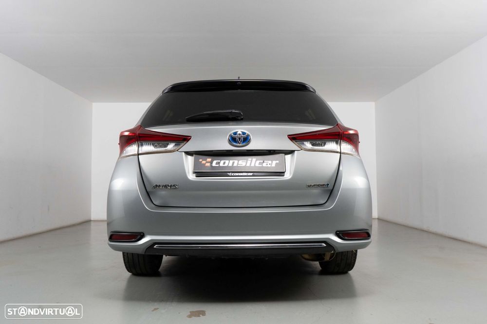 Toyota Auris Touring Sports 1.8 HSD Comfort +P.Sport+Navi - 4