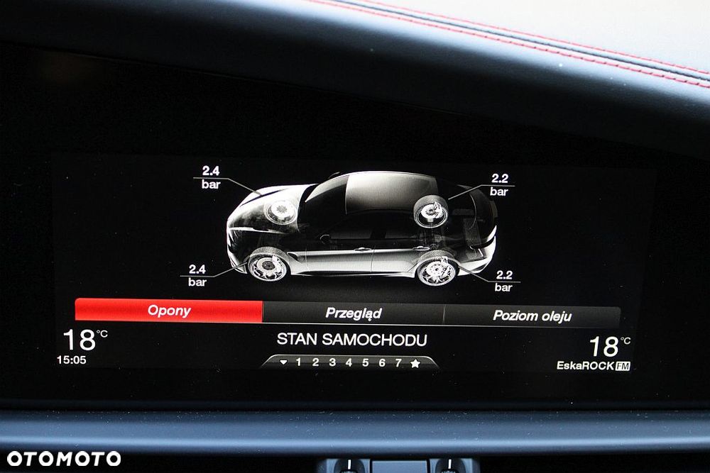 Alfa Romeo Giulia 2.9 Bi Turbo V6 Quadrifoglio - 36