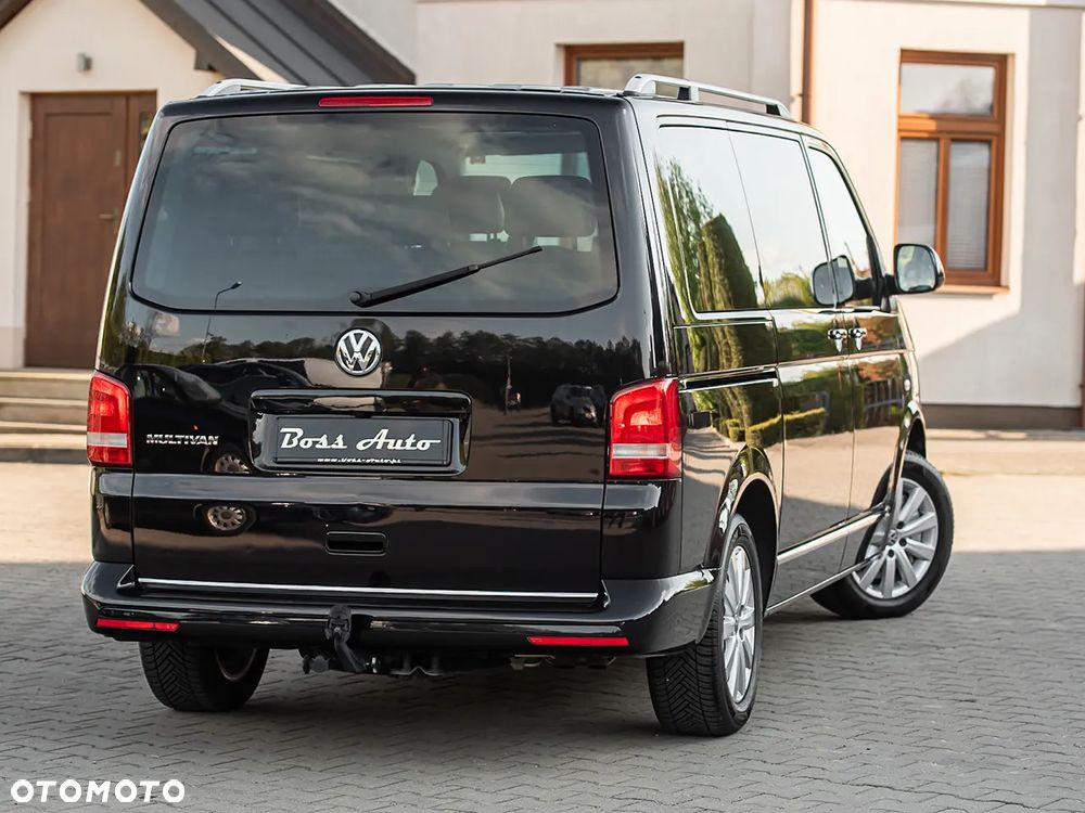 Volkswagen Multivan - 10