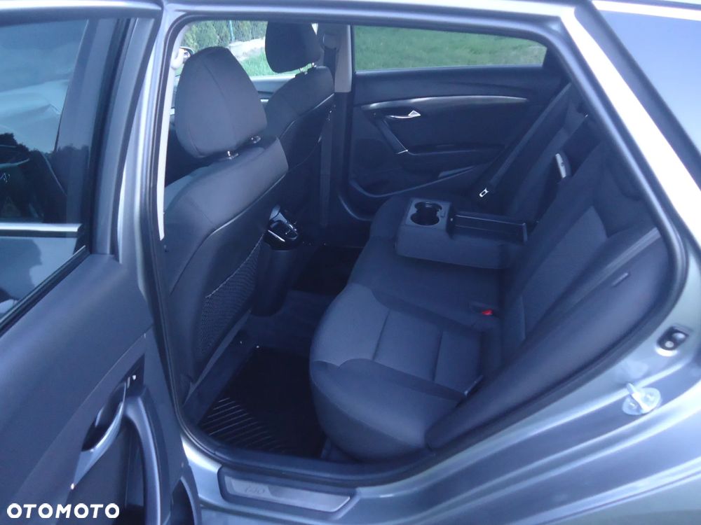 Hyundai i40 Kombi 2.0 Automatik Premium - 25