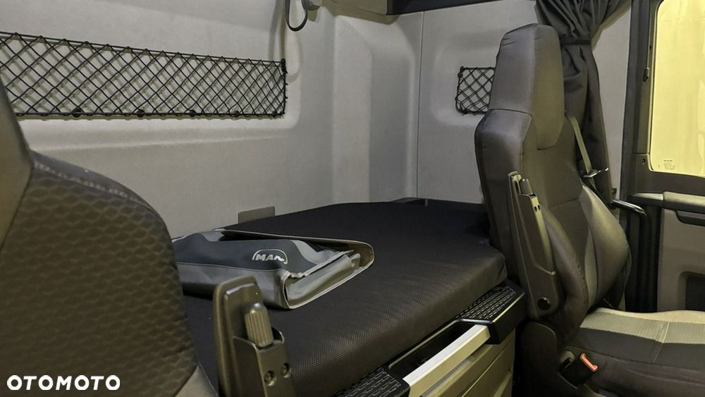 MAN TGX - 12