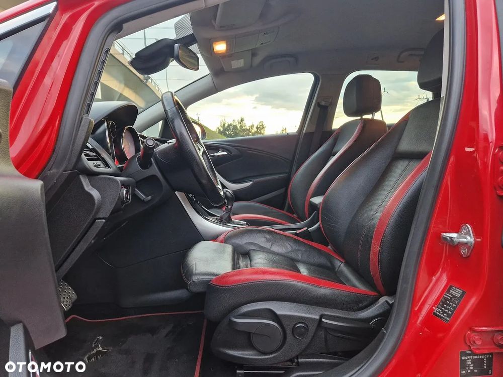 Opel Astra IV GTC 2.0 CDTI Bi-Turbo S&S - 4