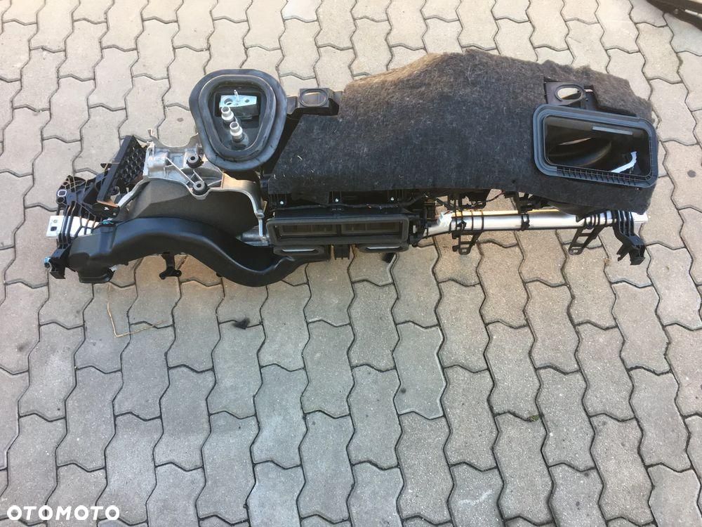 Mercedes W206 Nagrzewnica Dmuchawa Stelaż A2548305701 - 3