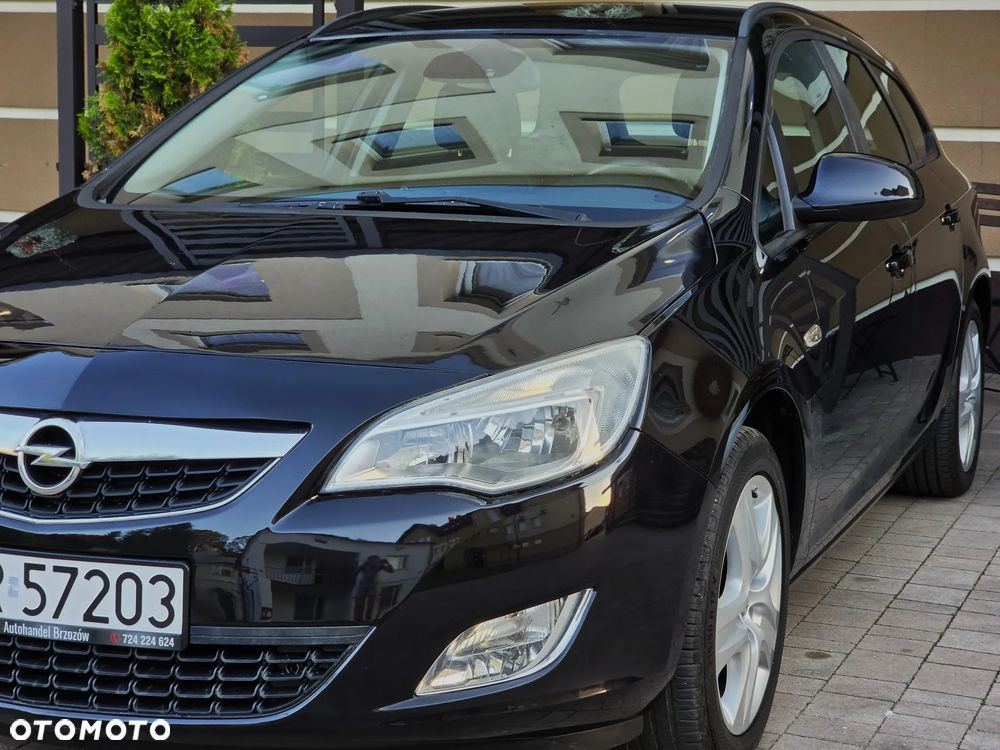 Opel Astra 1.4 T Cosmo - 19