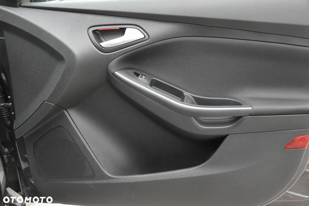 Ford Focus 1.5 EcoBoost ST-Line ASS PowerShift - 23