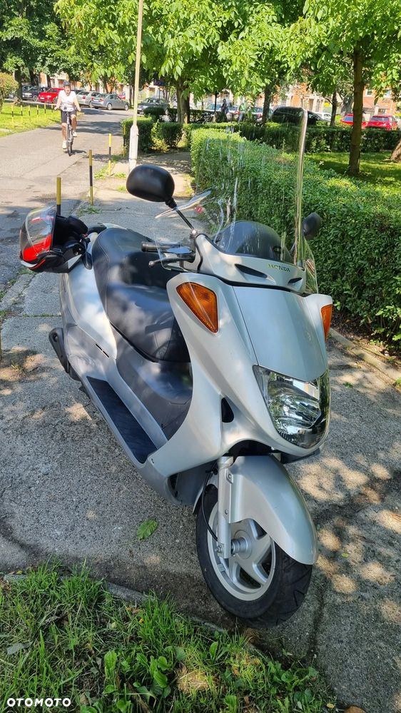 Honda FES - 9