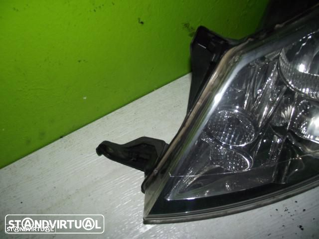 Farol Esquerdo Citroen Jumpy - 2007 / 2016 - 3
